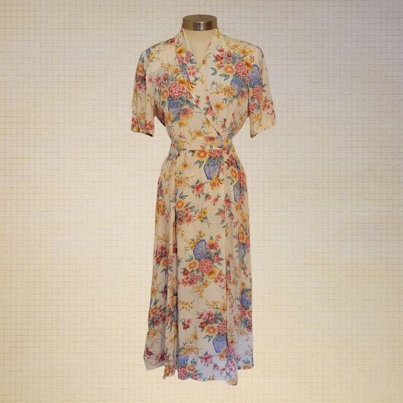 90s Floral Wrap Midi Dress Liz Claiborne Rayon Shoulder Pads Size 6 - Picture 1 of 8